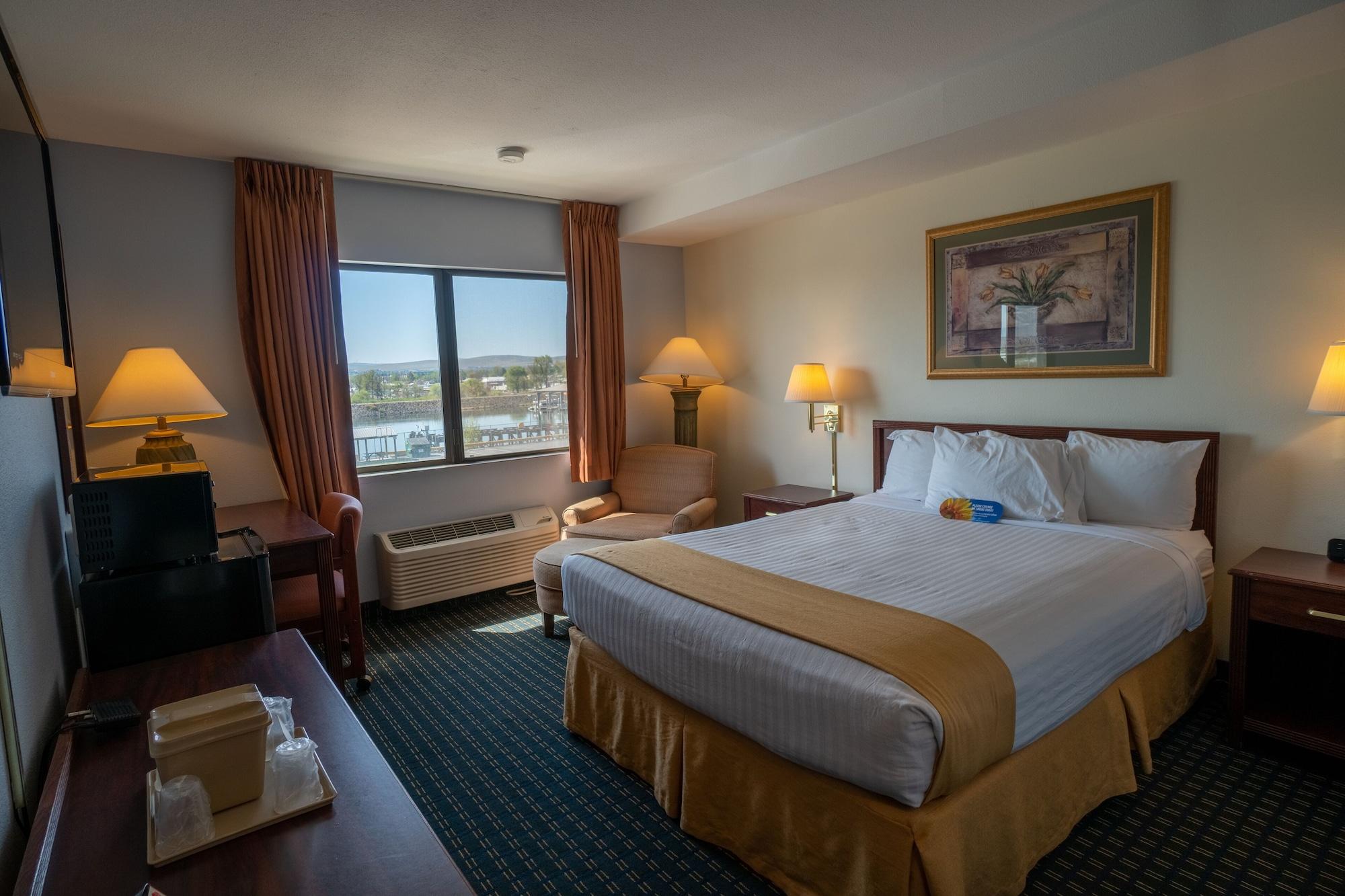 Clover Island Inn ケニウィック エクステリア 写真